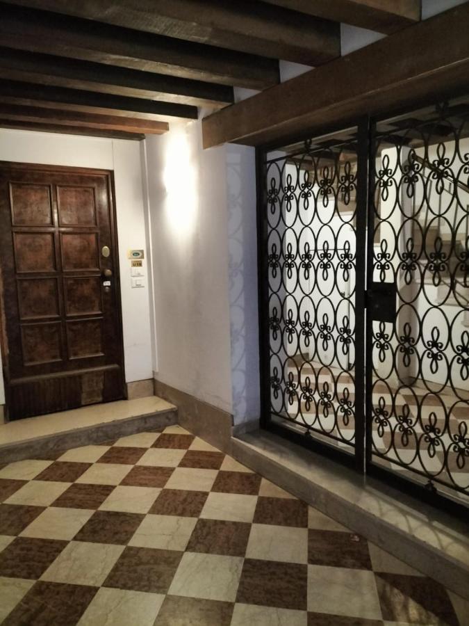 Luxury Apartment Near Rialto Bridge Venedig Eksteriør billede