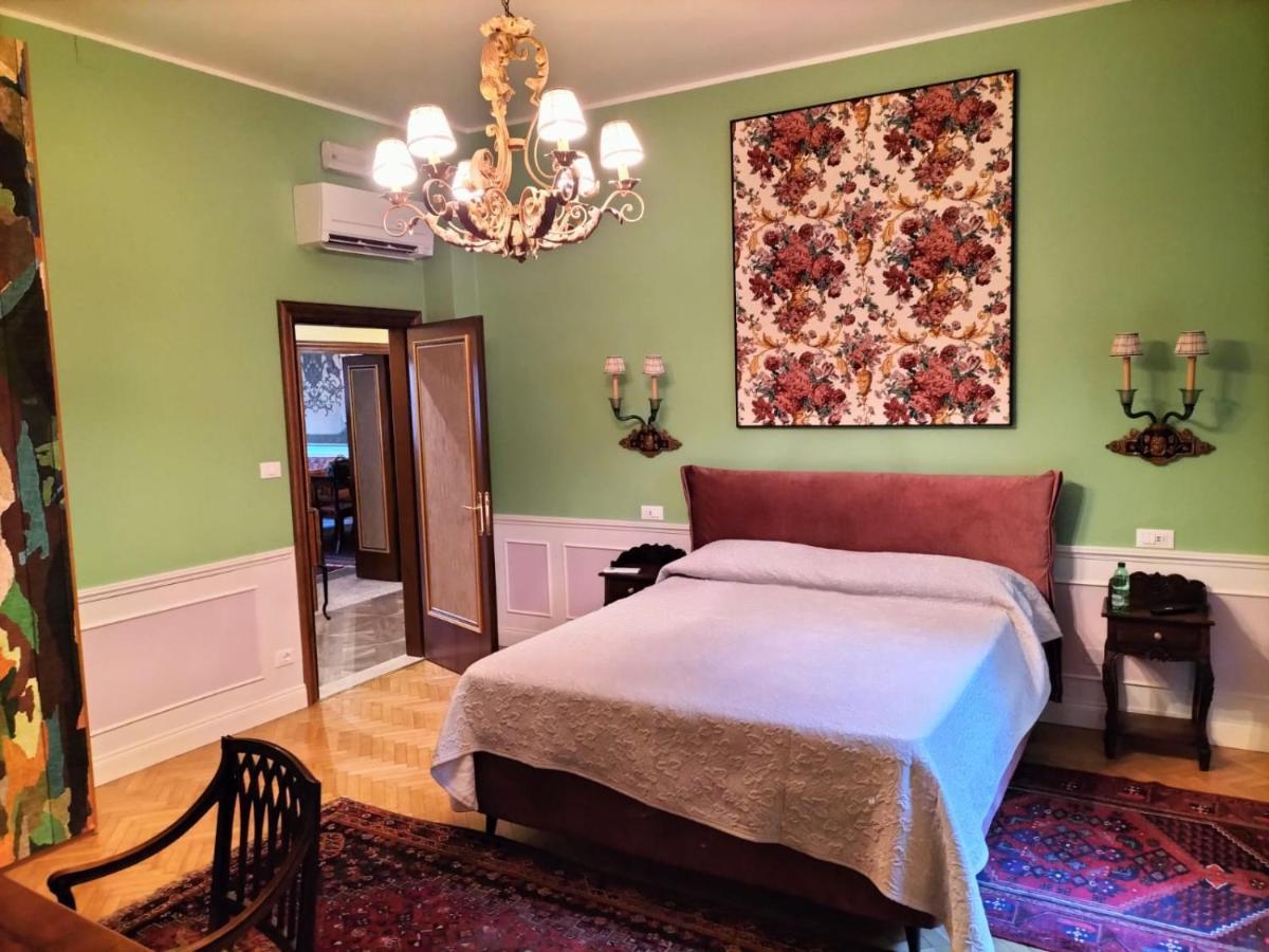 Luxury Apartment Near Rialto Bridge Venedig Eksteriør billede
