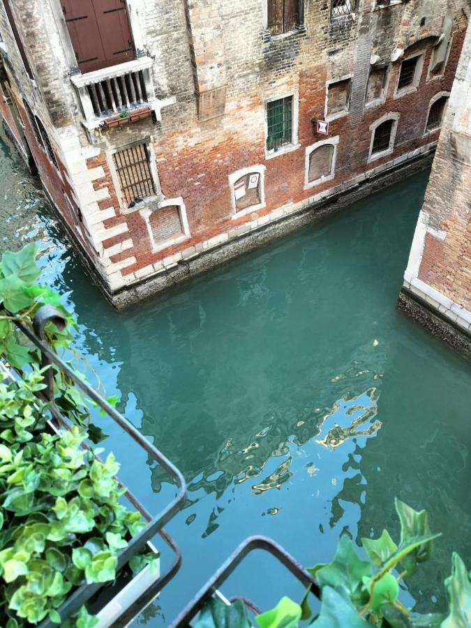 Luxury Apartment Near Rialto Bridge Venedig Eksteriør billede