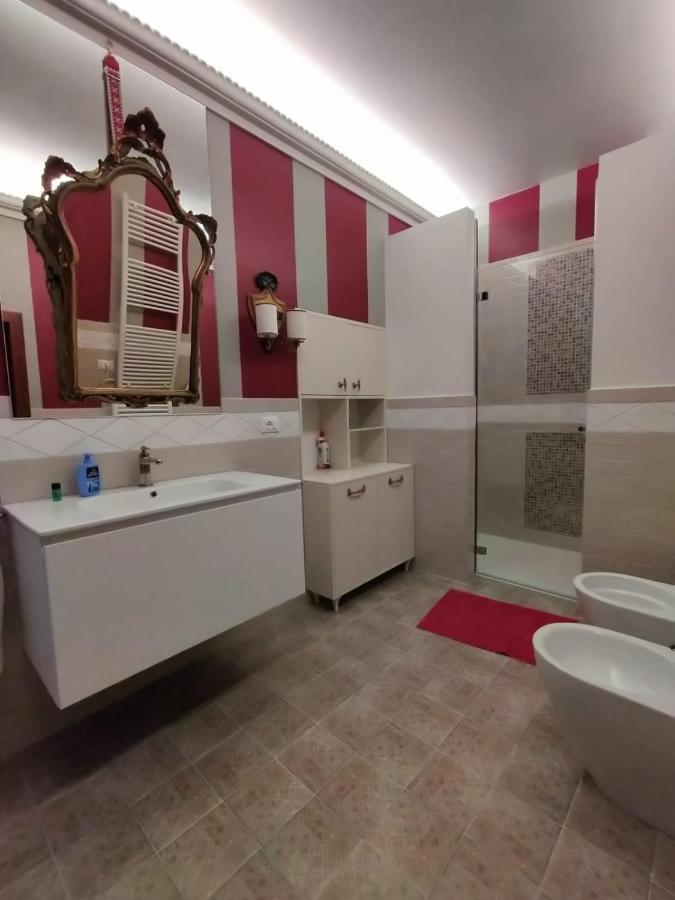 Luxury Apartment Near Rialto Bridge Venedig Eksteriør billede