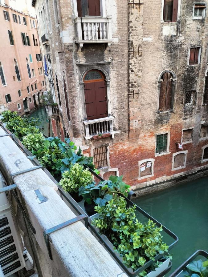 Luxury Apartment Near Rialto Bridge Venedig Eksteriør billede